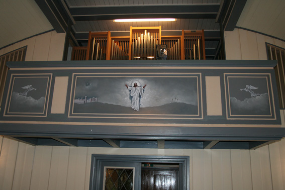 Fil:Stensgård kirke Maleri på galleri.jpg