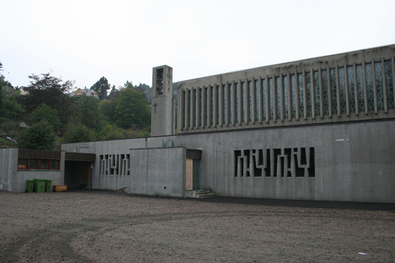 Fil:Strusshamn kirke, Askøy Fasade 6.jpg