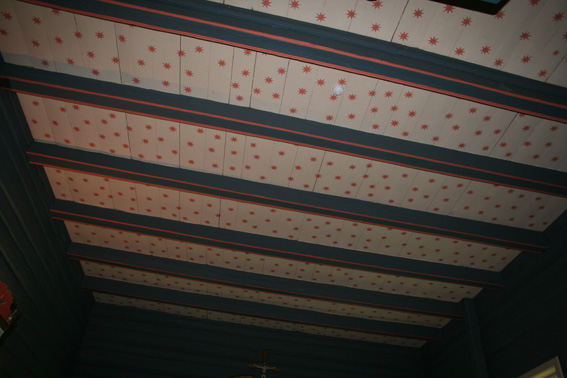 Fil:Svene kirke Himlig over koret.jpg