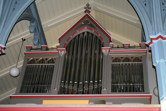 Fil:Tuft kirke Orgelet2.jpg