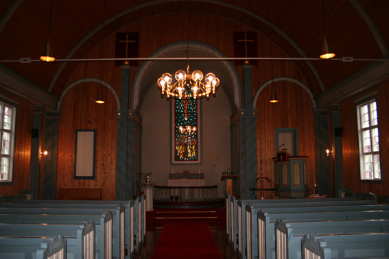 Fil:Tveit kirke, Askøy Koråpning 1.jpg