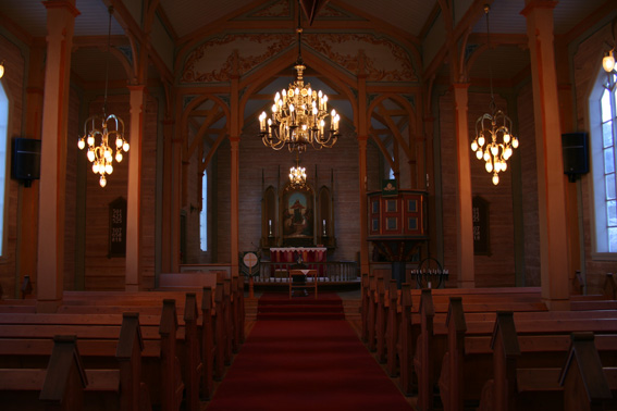 Fil:Tysnes kyrkje Koråpning.jpg