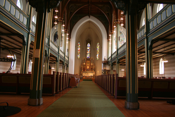 Fil:Vestre fredrikstad kirke Kirkeromet fremre.jpg
