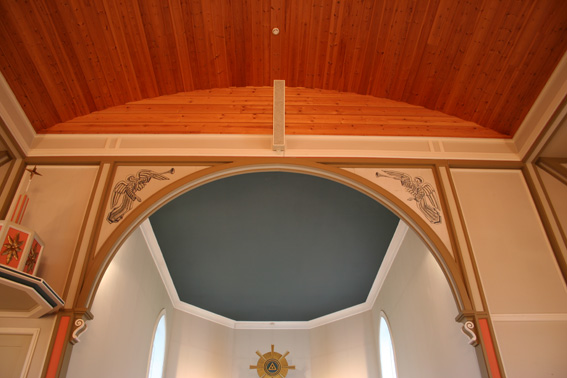 Fil:Ytre arna kirke Himling o.kor.jpg