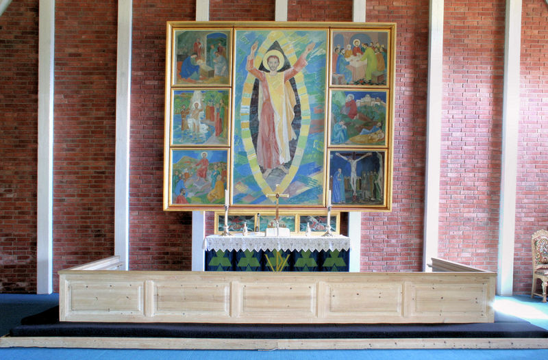 Fil:Ålvik, altarparti, AMH 2007.jpg