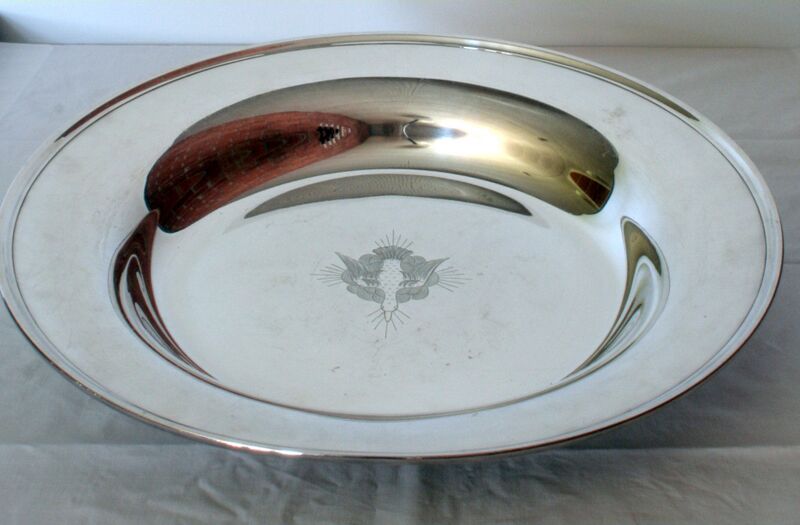 Fil:Ålvik, dåpsfat b, AMH 2007.jpg