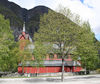 Årdal kyrkje, sørfasade, AMH 2009.jpg