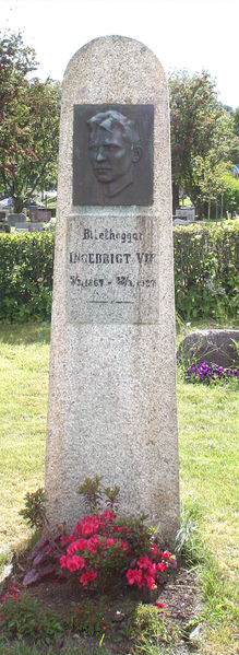 Fil:Øystese, gravminne over Ingebrikt Vik, AMH 2007.jpg