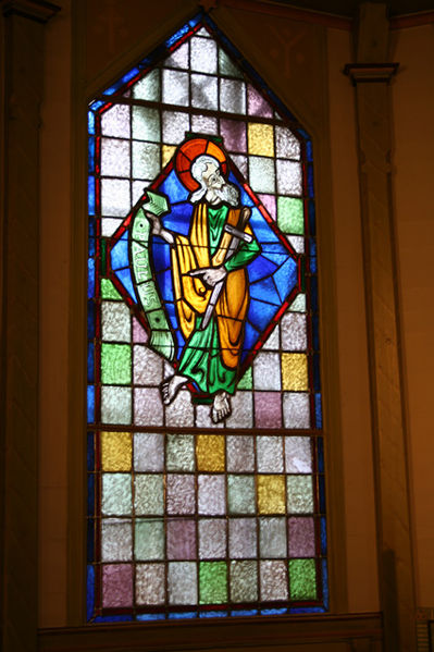 Fil:Ask kirke, Askøy Vindu 1 kor.jpg