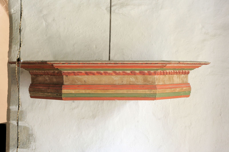 Fil:Aurland kyrkje, preikestolhimling, AMH 2011.jpg