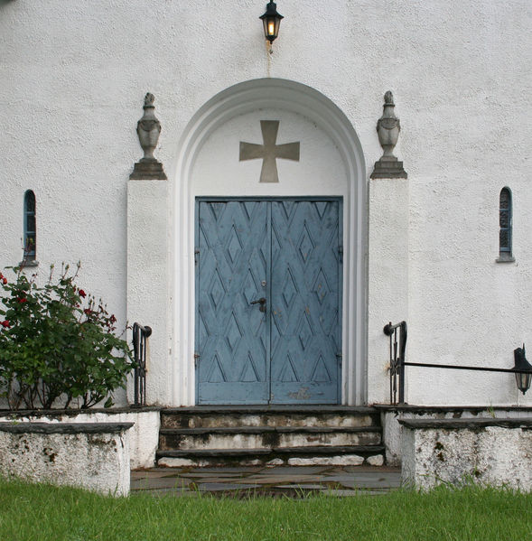 Fil:Berjaflot, inngangspartiet 1, AMH 2008 .jpg