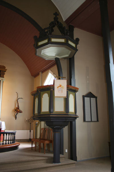 Fil:Bruvik kyrkje Prekestol 1.jpg