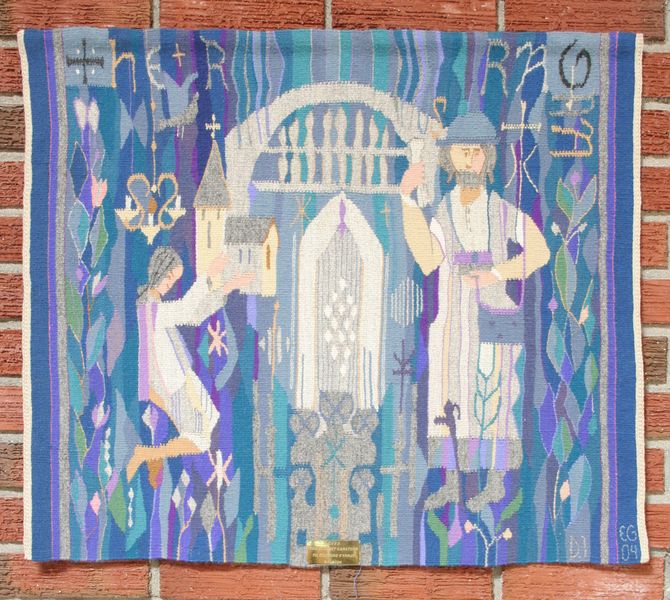 Fil:Eidfjord kyrkjeteppe ved inngangen, AMH 2006.jpg