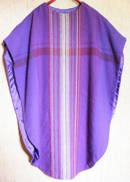 Fil:Eidfjord parament messehakel fiolett front, AMH 2006.jpg