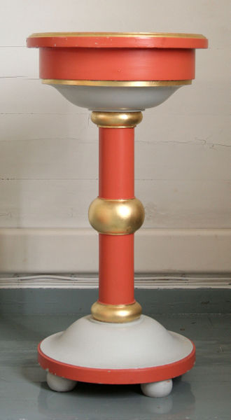 Fil:Eidsland, døypefont, AMH 2008.jpg