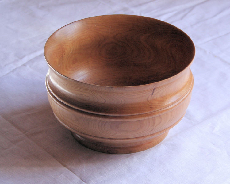 Fil:Eidsland, offerskål, AMH 2008.jpg