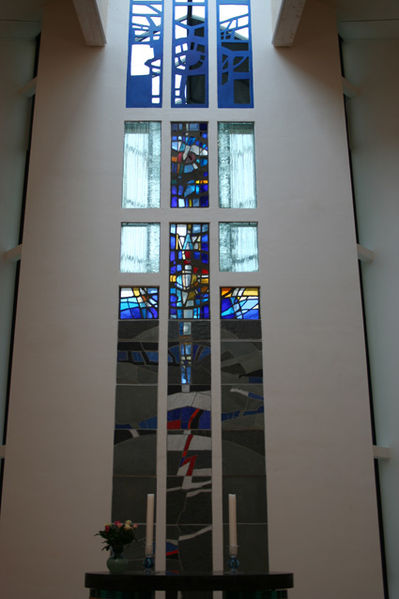 Fil:Erdal kirke Alterbilde.jpg