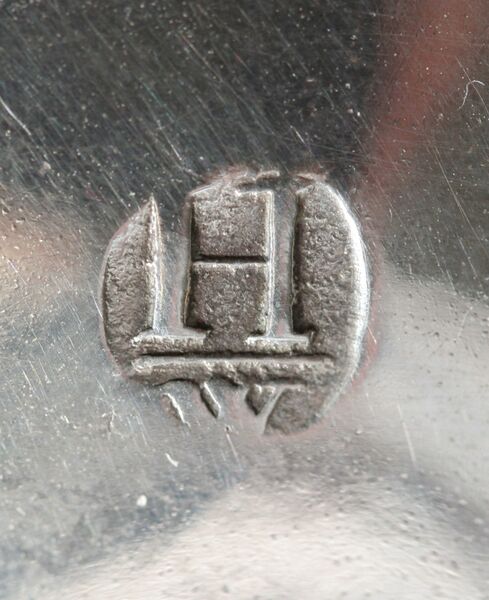 Fil:Evanger, kalk, wardeinstempel, AMH 2007.jpg