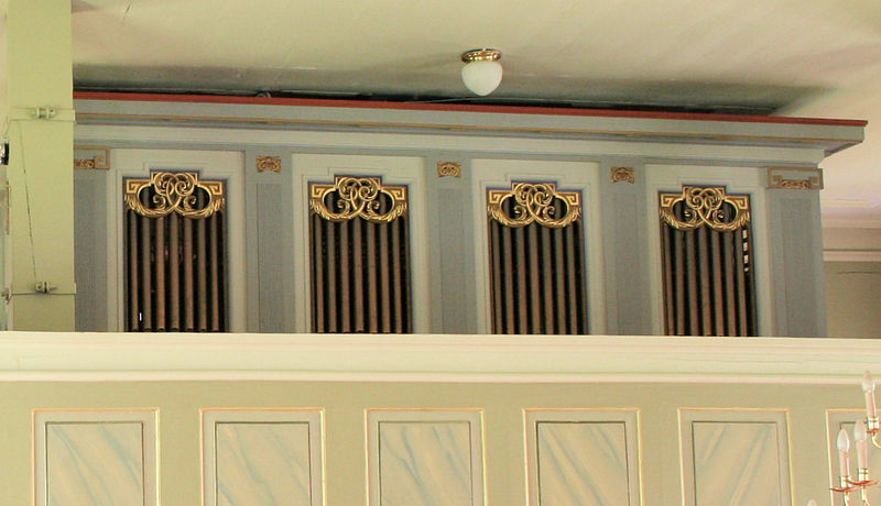 Fil:Evanger, orgelfasade, AMH 2007.jpg