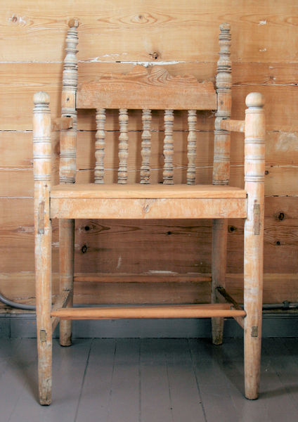 Fil:Fet kyrkje, stol, AMH 2010.jpg