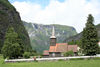 Flåm, kyrkja og kyrkjegarden sett frå sør, AMH 2011.jpg