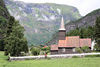 Flåm kyrkje sett frå sør, AMH 2011.jpg