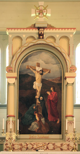 Fil:Gaupne kyrkje, altartavle, AMH 2012.jpg