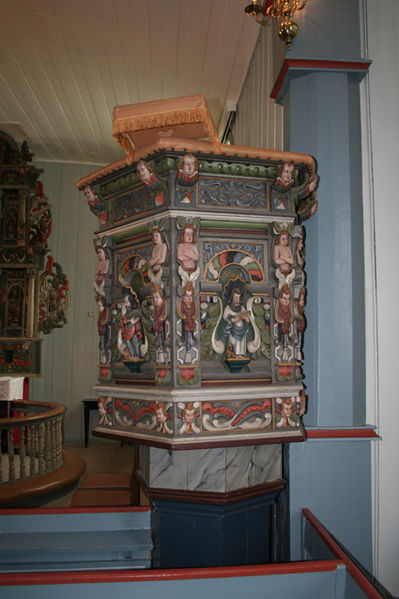Fil:Gjerdrum kirke Prekestol 2.jpg