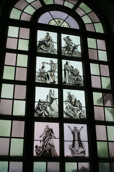 Fil:Gjerdrum kirke Vindus maleri 2.jpg