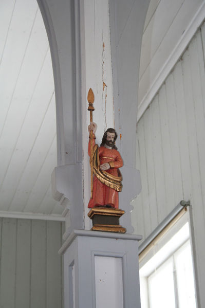 Fil:Heni kirke, Gjerdrum Figurer 3.jpg