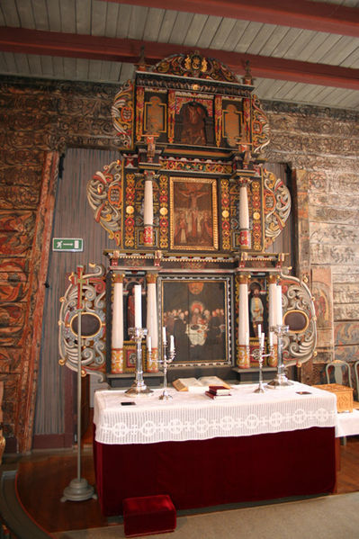 Fil:Hurdal kirke Alterbilde.jpg