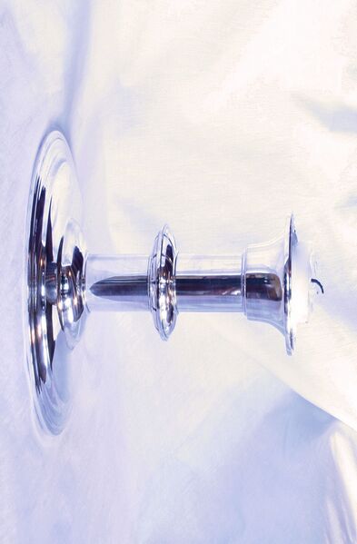 Fil:Mjølfjell altarstake a, AMH 2007.jpg