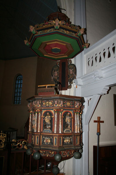 Fil:Nes kirke, Nes Prekestol bilde 4.jpg