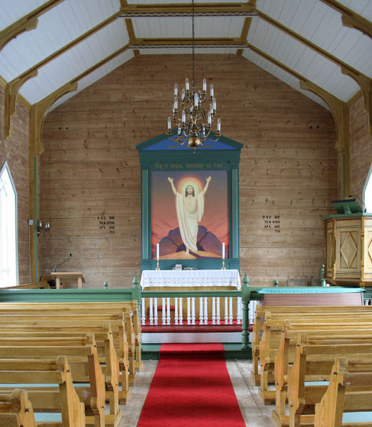 Fil:Nesheim, interiør mot aust, AMH 2008.jpg