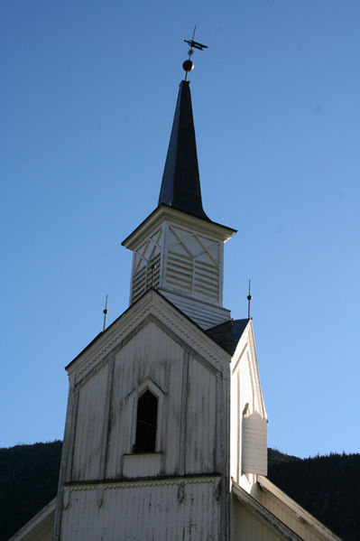 Fil:Nore kirke, Norefjord Tårn.jpg