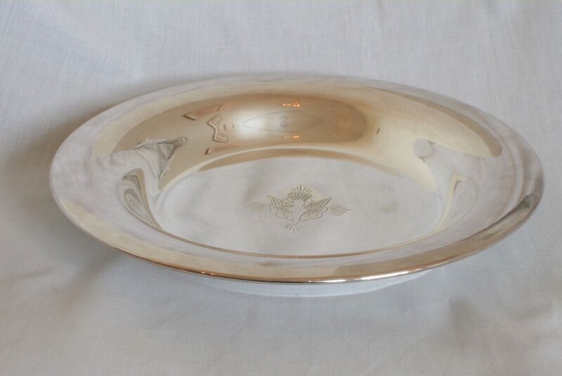 Fil:Norheimsund, dåpsfat, AMH 2007.jpg