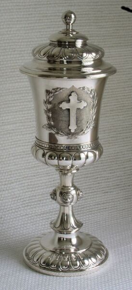 Fil:Oppheim, kalk (pokal), AMH 2007.jpg