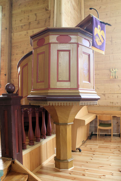 Fil:Oppheim, preikestol, AMH 2007.jpg