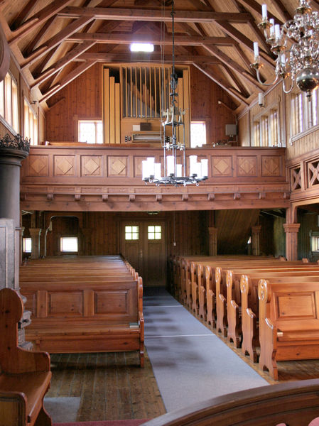 Fil:Raundalen, interiør mot vest 2, AMH 2007.jpg