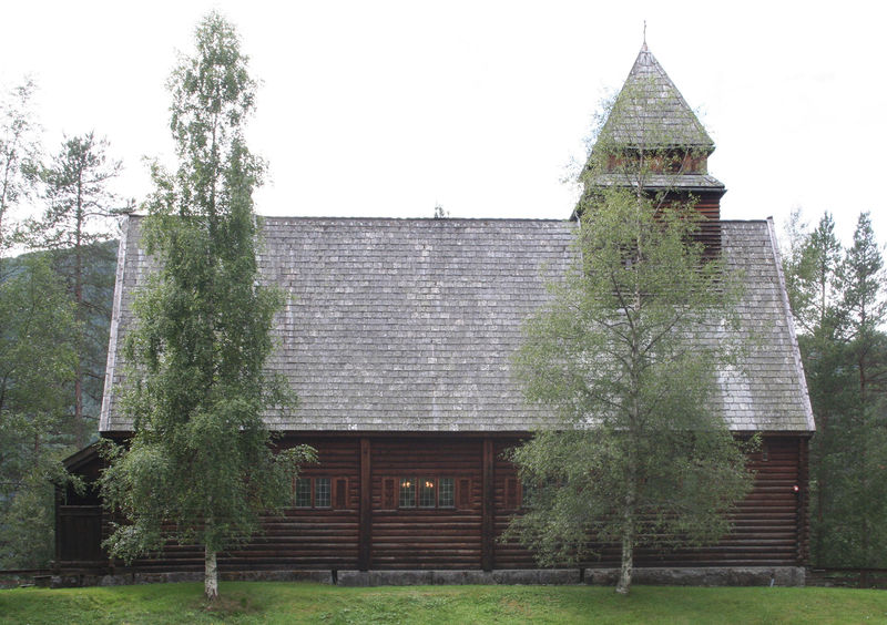 Fil:Skare, nordfasade 1, AMH 2008.jpg