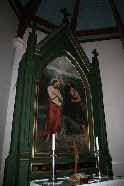 Fil:Skoger kirke Alterbildet.jpg