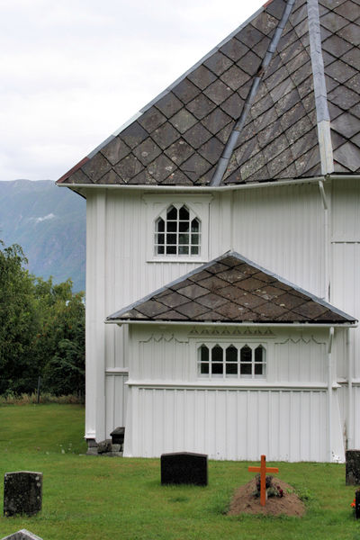 Fil:Solvorn, austdelen sett frå nord, AMH 2008.jpg