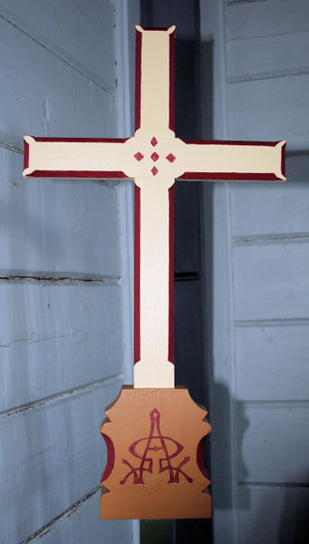 Fil:Solvorn kyrkje, prosesjonskross, AMH 2011.jpg