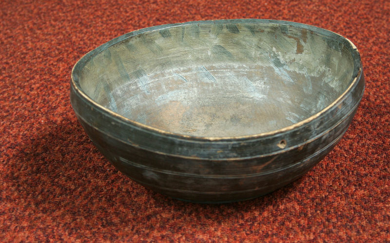 Fil:Stedje kyrkje, treskål a, AMH 2009.jpg