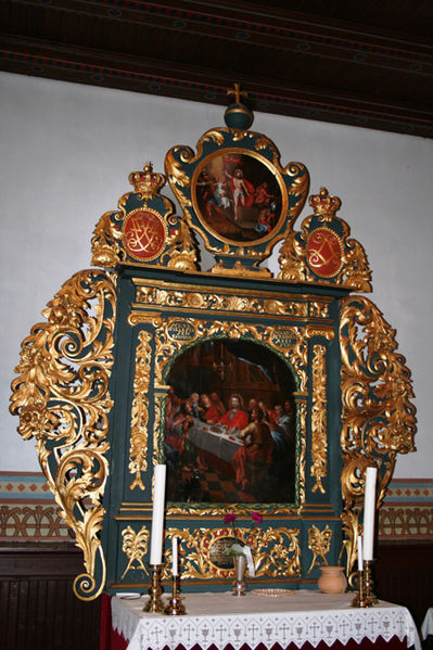 Fil:Trøgstad kirke Alterbildet.jpg