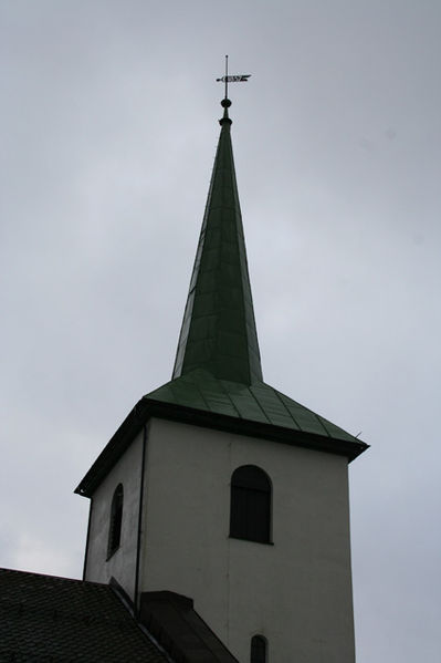 Fil:Tranby kirke Tårn.jpg