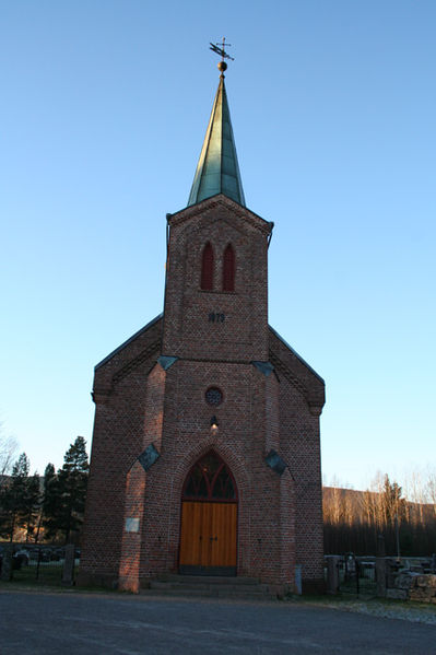 Fil:Tuft kirke Fasade1.jpg