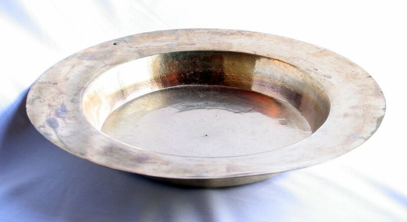 Fil:Ulvik, dåpsfat, AMH 2006.jpg