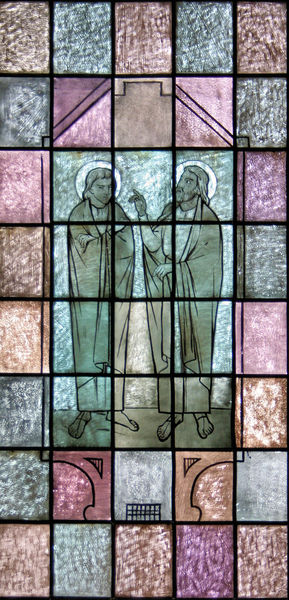 Fil:Vaksdal kyrkje, glasmåleri f, AMH 2008.jpg