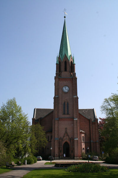 Fil:Vestre fredrikstad kirke Fasade 1.jpg